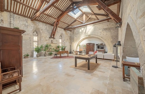 Avignon City Centre Apartment | Loft in a 13th-century church in the heart of Avignon