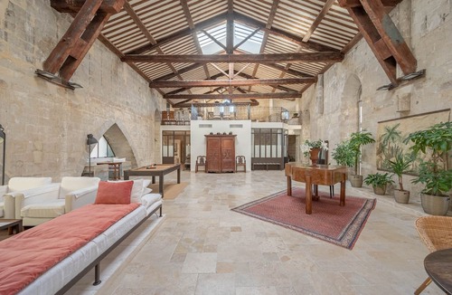 Avignon City Centre Apartment | Loft in a 13th-century church in the heart of Avignon