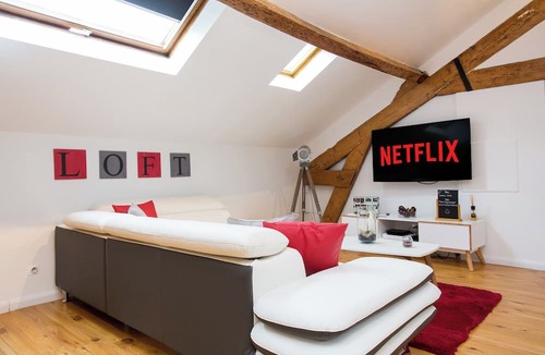 Riou - Petit Juas - Av de Grasse Apartment | Big loft 107m2, 10min walk to Palais des festivals
