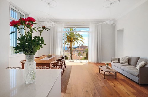 Riou - Petit Juas - Av de Grasse Apartment | Luxury Apartment with Exceptional View