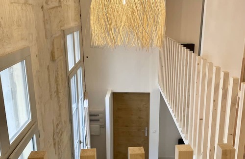 Ecusson Apartment | Beautiful Loft in the Historic center of Montpellier (4/to 8 persons)