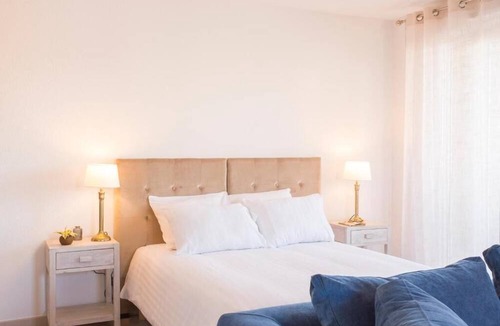 Villeneuve-les-Avignon Apartment | Zenao Appart'hôtels Villeneuve-lès-Avignon