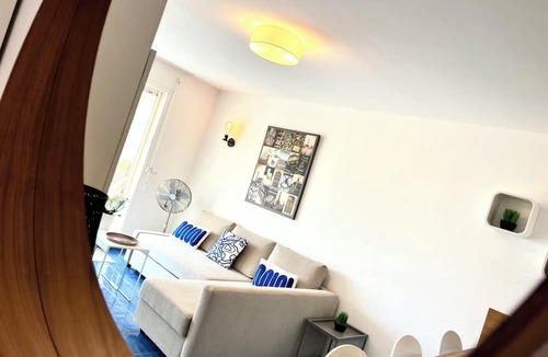 Golfe Juan Condo | Golfe Juan - 4 People - Sea View - Swimming Pool - Garage