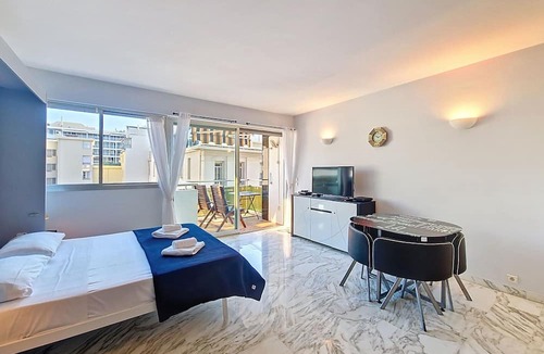 Carre d'Or Apartment | N&J - STUDIO ROYAL LUXEMBOURG - Central - Swimming pool