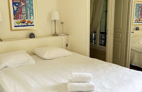 Riou - Petit Juas - Av de Grasse Apartment | 48. Bright and charming apt with a lovely view, two bedrooms and two bathrooms