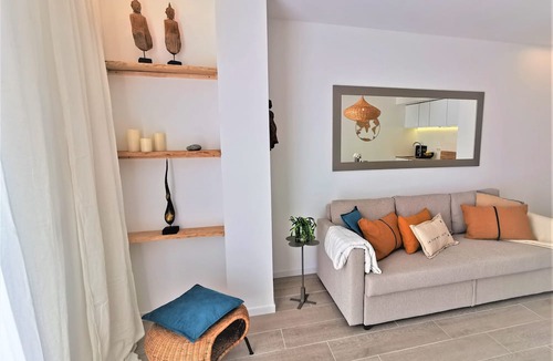 Golfe Juan Apartment | Seaside Oasis – Garden, A/C, Wi-Fi, Parking and private pétanque court.