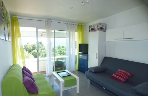 Les Sablettes Apartment | Full sea view, air conditioning, beach a stone's throw away, everything on foot