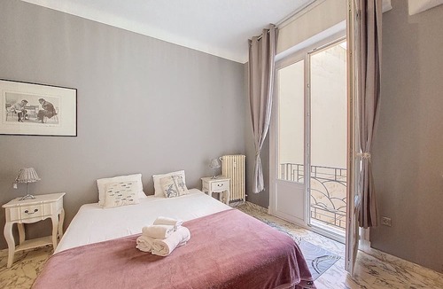 Les Baumettes Apartment | N&J - NOE - Central - Close sea - Spacious