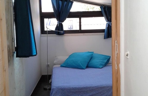 Avignon City Centre Apartment | Right in the historic center very quiet cocoon apartment 2 air-conditioned bedrooms