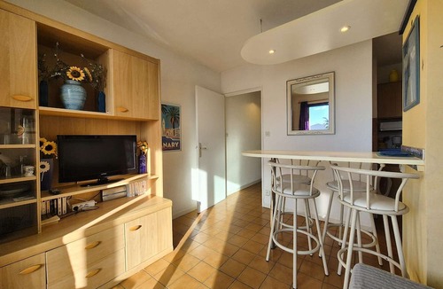 Six-Fours-les-Plages Apartment | Beautiful appartment with sea view and near of the beach