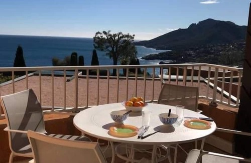 Theoule-Superieur Apartment | Théoule: NEW ! Splendid sea view apartment, swimming pool residence