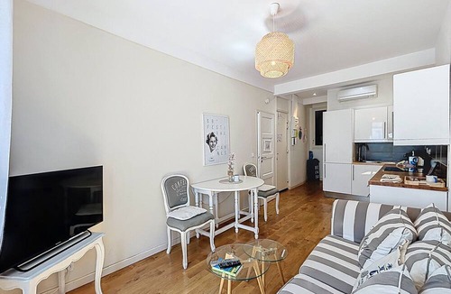 Cannes City Centre Apartment | Carré d'Or Cozy 1 BR balcony 2 Pax Croisette Palais 1 mn Olam Properties