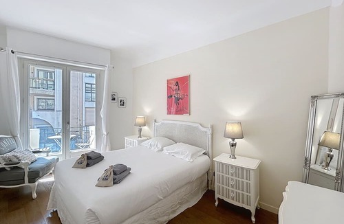 Cannes City Centre Apartment | Carré d'Or Cozy 1 BR balcony 2 Pax Croisette Palais 1 mn Olam Properties