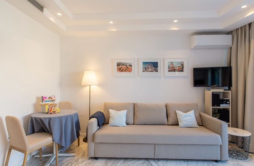 Carre d'Or Apartment | ROYAL PROMENADE – Pool Terrace Sea View Air Conditioning