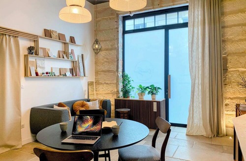 Montpellier City-Centre Apartment | Home Chic Home Les Suites de La Comédie