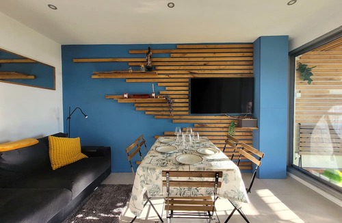 Carnon-Plage Apartment | Palavas, Charming F2, A/C, Parking, Wi-Fi, Near Beach