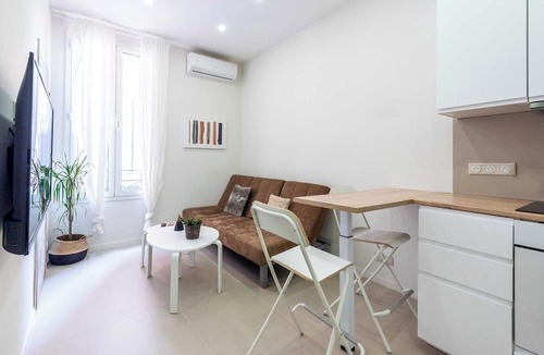 Juan-les-Pins Apartment | Modern apartment -2BDR/6P - 300m from the BEACH