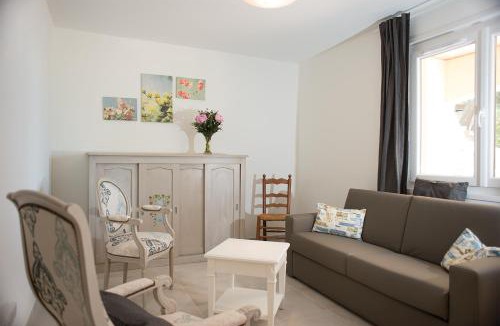 La Couronne Apartment | Appartements des Joncas