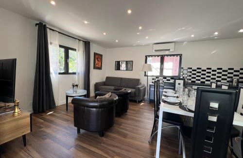 La Trinite Apartment | Domaine Baccia Donna - Jacuzzi, Climatisation, Parking privé - Nice Monaco