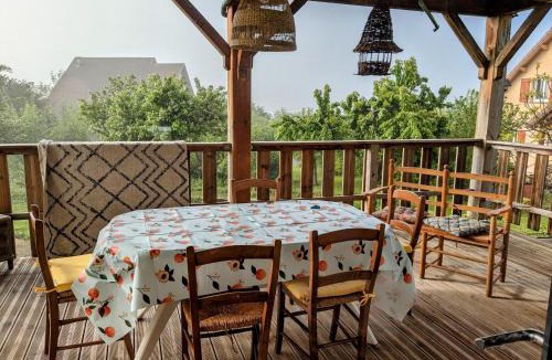 Saint-Firmin Apartment | terrasse et jardin sur la montagne