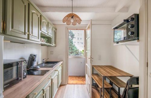 Le Rouet Apartment | Bright apartment in Marseille