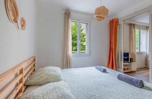 Le Rouet Apartment | Bright apartment in Marseille