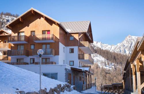 Puy-Saint-Vincent Apartment | Studio 4 Pers avec Balcon et Local Ski à Puy-Saint-Vincent - FR-1-504-303