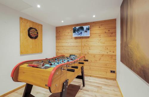 Monetier-les-Bains Ski Chalet | Chalet lumineux proche du centre village avec espace détente - FR-1-808-2