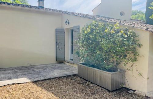 Aix-en-Provence Apartment | Provence bastide, garden, quiet, 7 min from Aix
