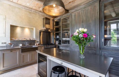 Ventabren House | Bastide of the Rose Comtesse The Art of Intimate Luxury in Provence
