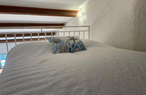 La Couronne Apartment | Studio La Couronne Plage 5 mn à pied & Gare à 8 mn avec climatisation