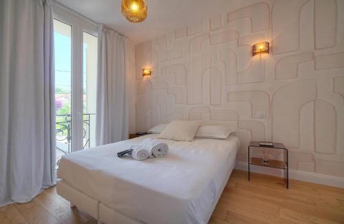 Cannes Villa | FRGK "Villa Pont Saint-Victor Piscine Privée 4 Chambres Cannes"