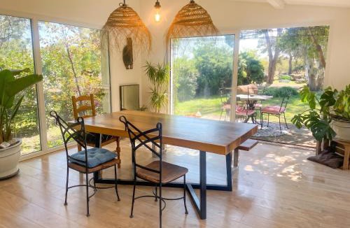 Vias Apartment | Appartement spacieux avec piscine à Vias 130 m²