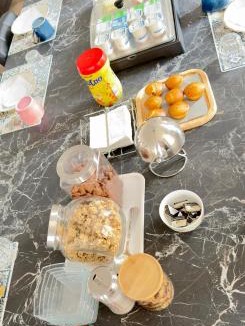 Sigean Bed & Breakfast | Les Anges de Sigean, Chambres d'hôtes de Luxe,Rooftop Panoramique avec Jacuzzi
