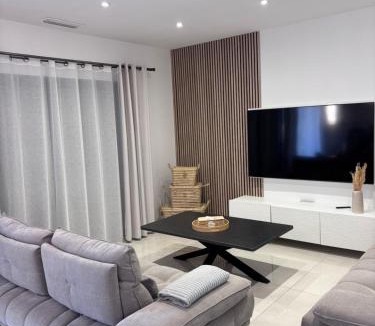L'Isle-sur-la-Sorgue Villa | Villa contemporaine