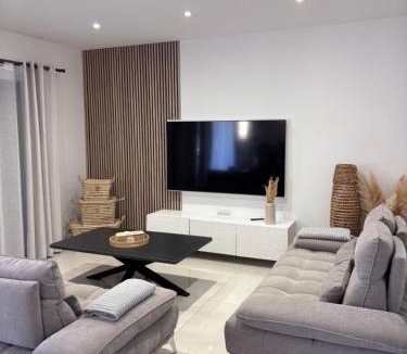 L'Isle-sur-la-Sorgue Villa | Villa contemporaine