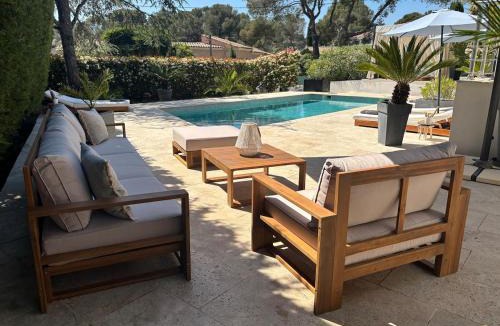 Boulouris-sur-Mer House | Villa "LES ALIZES" Etage côté PISCINE - APERCU MER