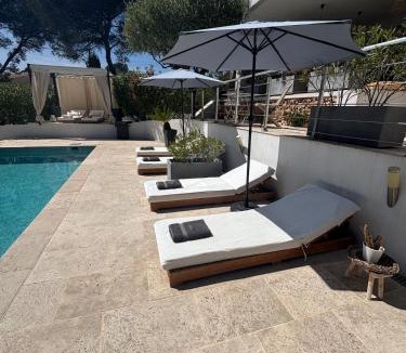 Boulouris-sur-Mer House | Villa "LES ALIZES" Etage côté PISCINE - APERCU MER