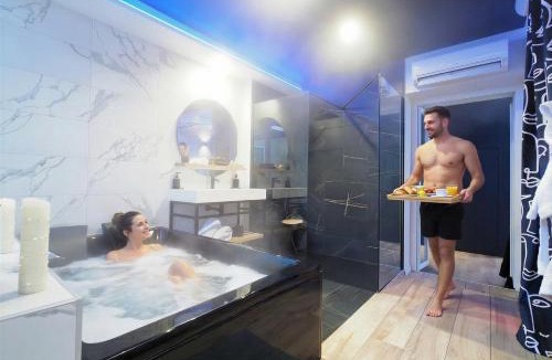 Thiers Apartment | Love Room Marseille - Orion