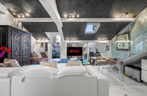 Monte Carlo City Centre Apartment | Le Coq Caroline - AC - Terrace - Border of Monaco