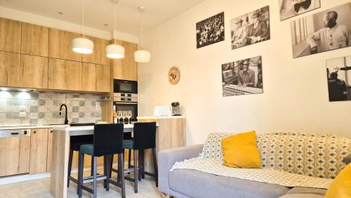 Saint-Sylvestre Apartment | Joli T3 moderne avec terrasse & climatisation