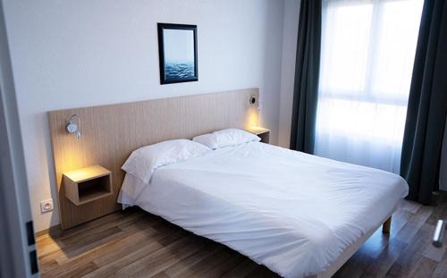 Roquebrune-Cap-Martin Apartment | Résidence Vacances - Azureva sur les Hauteurs de Roquebrune-Cap-Martin