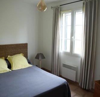 Albaron Villa | Villa provençale à Arles avec piscine privée et vue jardin.