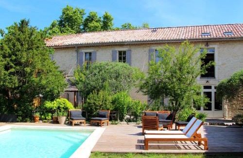 Saint-Etienne-du-Gres Hotel | Hôtel Mas Vidau Porte des Alpilles