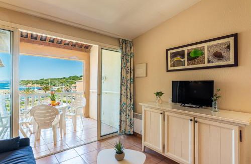 Six-Fours-les-Plages Apartment | Apartment Les Rivages de Coudoulière-9 by Interhome