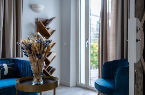 Riou - Petit Juas - Av de Grasse Hotel | Hotel Albert 1er