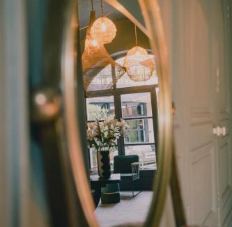 Saint-Paul-Trois-Chateaux Hotel | Le Victoria Boutique Hôtel - Charme au coeur du village historique - Accueil Vélo - Séminaire - Bar Lounge - Piscine