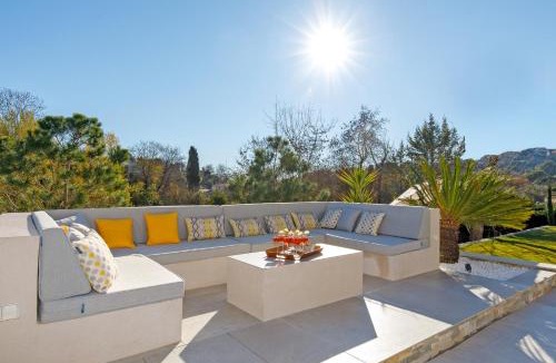 Mougins Bed & Breakfast | Villa SOHA - Luxury Bed & Breakfast