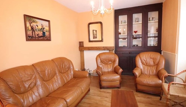 Gite Sainte-Eulalie, 5 bedrooms, 9 persons