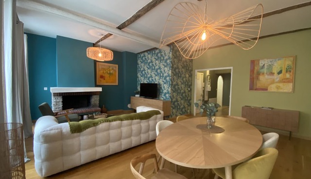 Charming renovated apartment near the beach